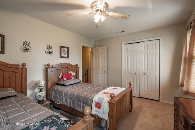 308 Falcon Ct, Elizabethtown, KY 42701
