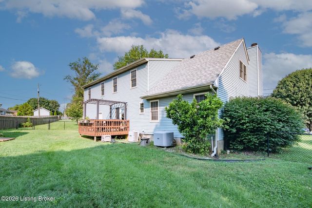 308 Falcon Ct, Elizabethtown, KY 42701