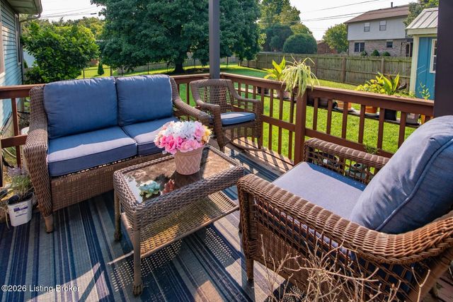 308 Falcon Ct, Elizabethtown, KY 42701