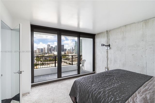 555 NE 15th St 20A, Miami, FL 33132