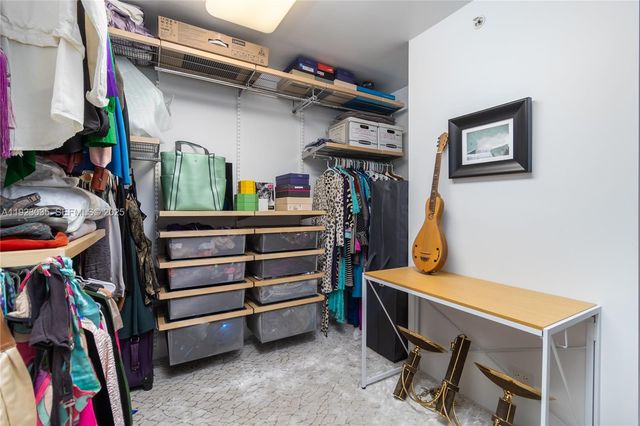 555 NE 15th St 20A, Miami, FL 33132