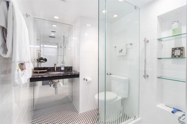 555 NE 15th St 20A, Miami, FL 33132