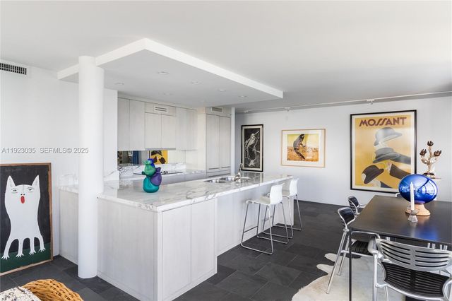 555 NE 15th St 20A, Miami, FL 33132