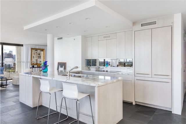 555 NE 15th St 20A, Miami, FL 33132