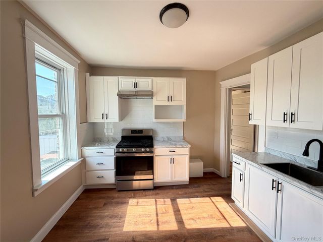 194 Webster Avenue 1, New Rochelle, NY 10801
