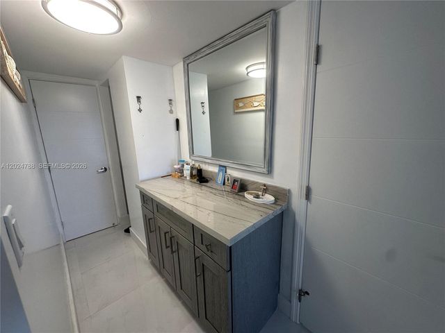 2030 S Ocean Dr 916, Hallandale Beach, FL 33009