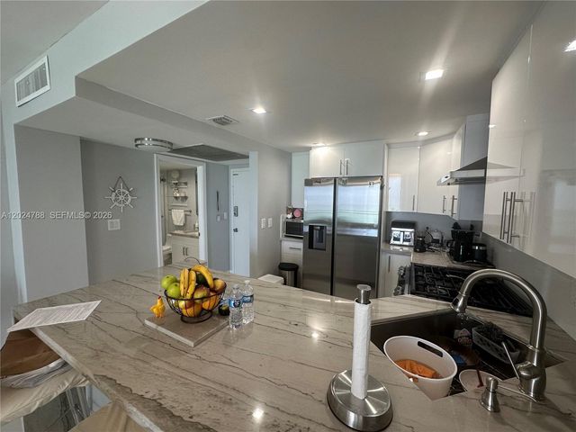 2030 S Ocean Dr 916, Hallandale Beach, FL 33009
