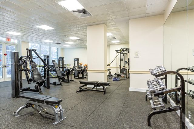 2030 S Ocean Dr 916, Hallandale Beach, FL 33009