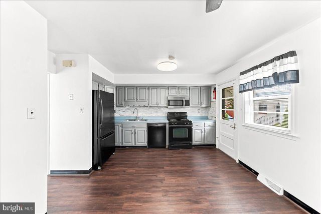 426 SHARP AVE, Glenolden, PA 19036
