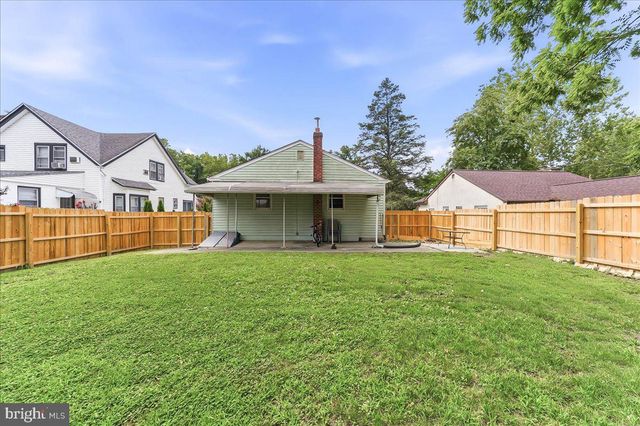 426 SHARP AVE, Glenolden, PA 19036
