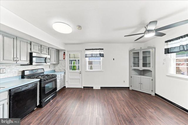 426 SHARP AVE, Glenolden, PA 19036