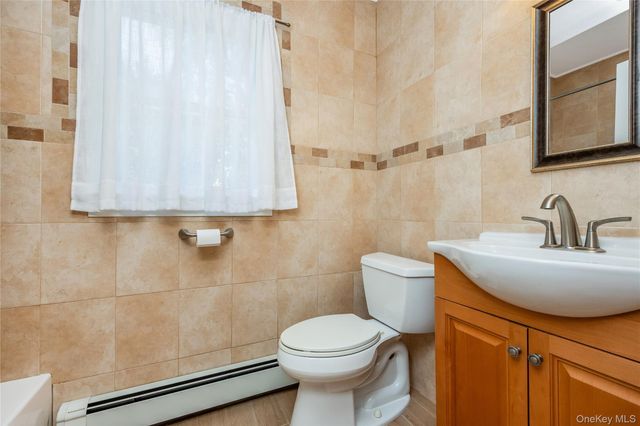 530 Elm Street, West Hempstead, NY 11552