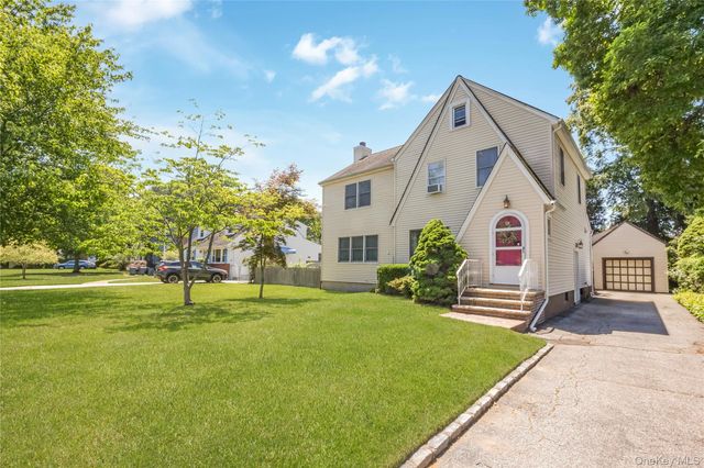530 Elm Street, West Hempstead, NY 11552