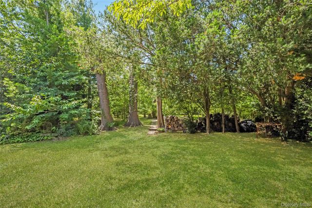 530 Elm Street, West Hempstead, NY 11552