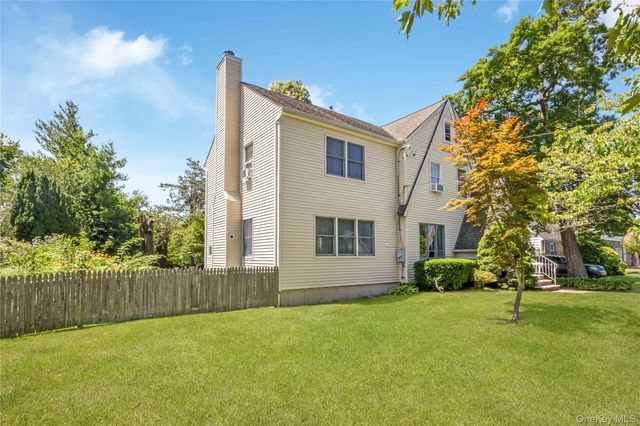 530 Elm Street, West Hempstead, NY 11552