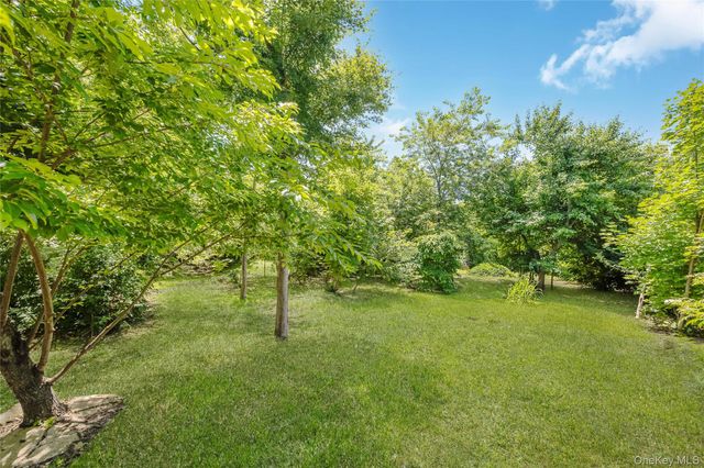 530 Elm Street, West Hempstead, NY 11552