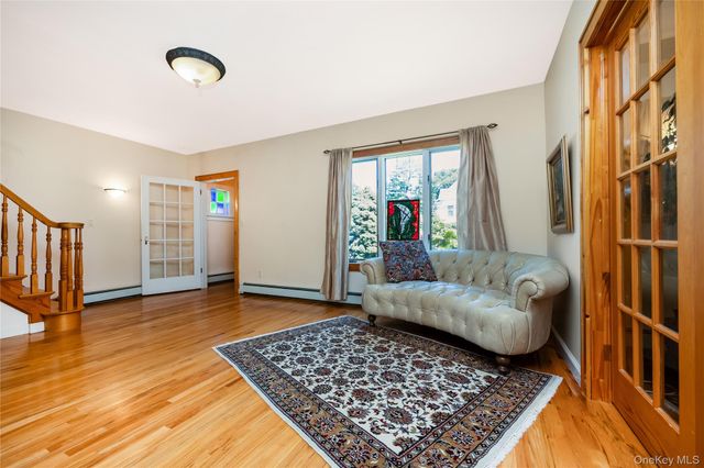 530 Elm Street, West Hempstead, NY 11552