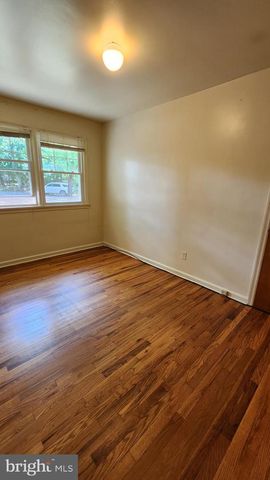 117 N GIRARD RD, Glassboro, NJ 08028