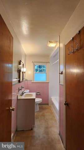 117 N GIRARD RD, Glassboro, NJ 08028