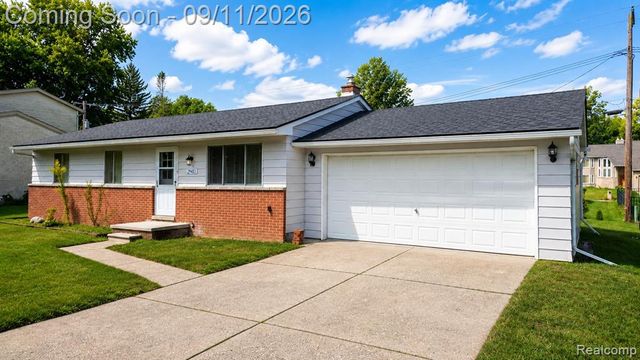 39483 Marne Avenue, Sterling Heights, MI 48313