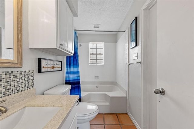 1001 Bayview M Blvd M, Portland, TX 78374