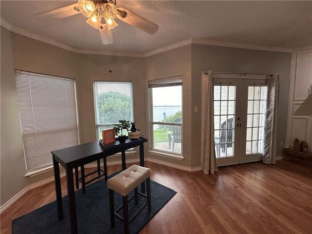 1001 Bayview M Blvd M, Portland, TX 78374