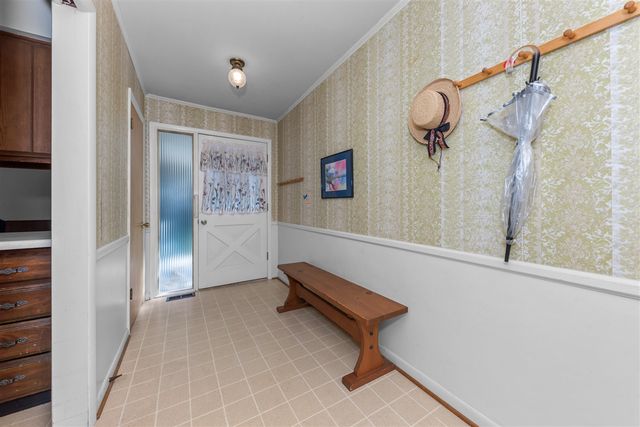 6607 Fleming Creek Drive, Ypsilanti, MI 48198