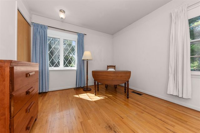 6607 Fleming Creek Drive, Ypsilanti, MI 48198