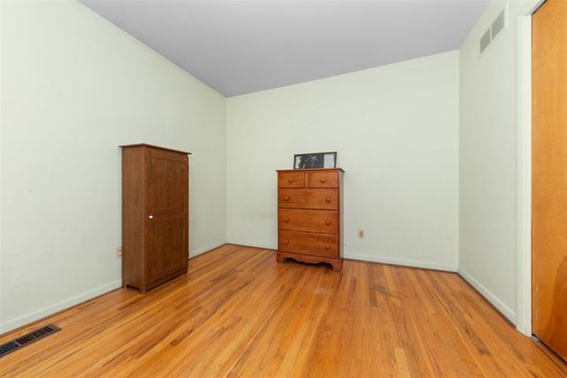 6607 Fleming Creek Drive, Ypsilanti, MI 48198