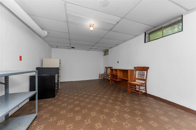 6607 Fleming Creek Drive, Ypsilanti, MI 48198