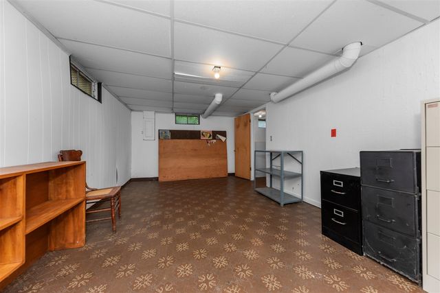 6607 Fleming Creek Drive, Ypsilanti, MI 48198