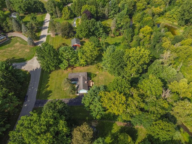 6607 Fleming Creek Drive, Ypsilanti, MI 48198