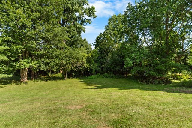 6607 Fleming Creek Drive, Ypsilanti, MI 48198
