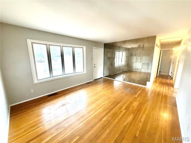 1716 Atmore Drive, Dellwood, MO 63136