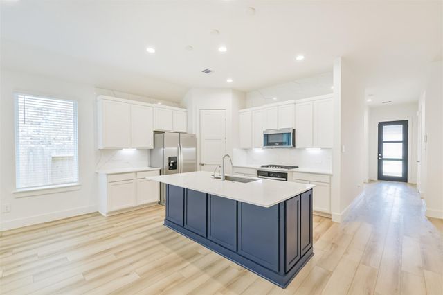 218 Springfield Terrace Court, Conroe, TX 77304