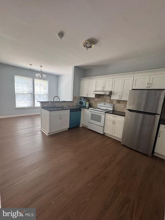 712 S JUNIPER ST, PHILADELPHIA, PA 19147 — photo 5
