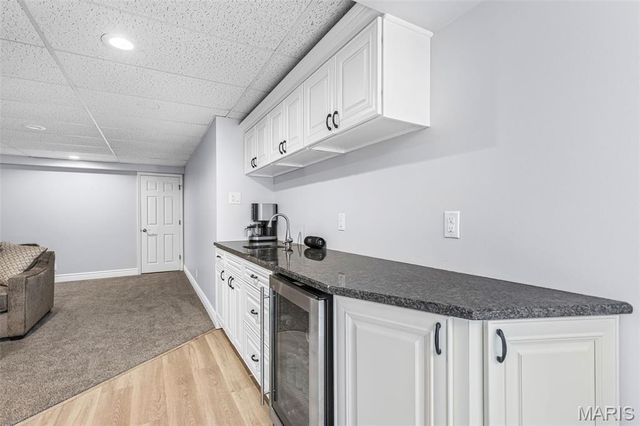 7138 Shady Hill Drive, St Louis, MO 63129