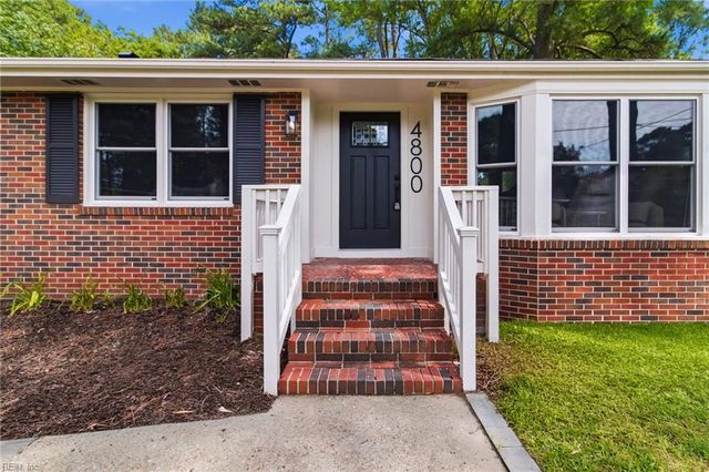 4800 Colonial LN, Portsmouth, VA 23703