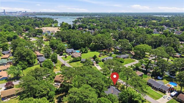 4800 Colonial LN, Portsmouth, VA 23703