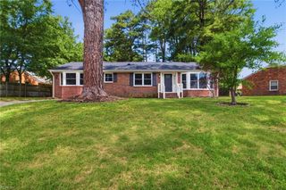 4800 Colonial LN, Portsmouth, VA 23703