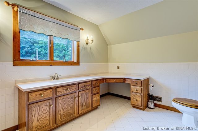 1204 Seatick Road, Otisco, IN 47163