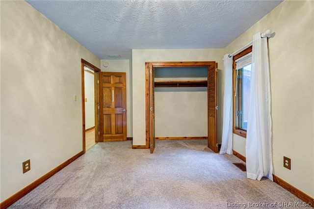 1204 Seatick Road, Otisco, IN 47163