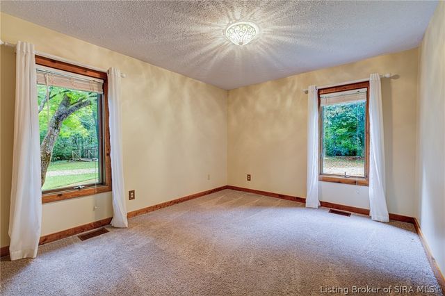 1204 Seatick Road, Otisco, IN 47163