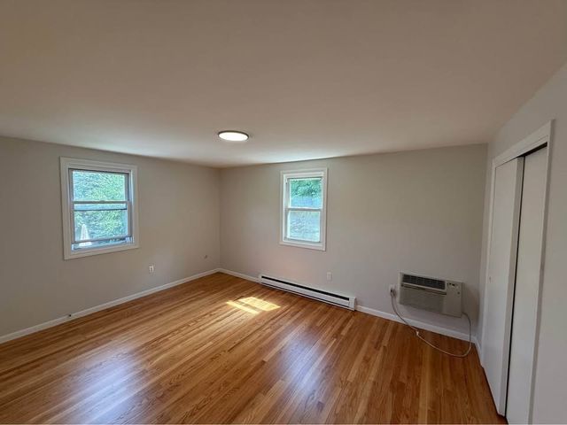 9 Cove Ave 9, Framingham, MA 01702