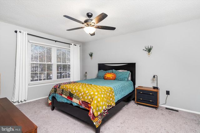 38 CHAMBORD CT, Hamilton, NJ 08619