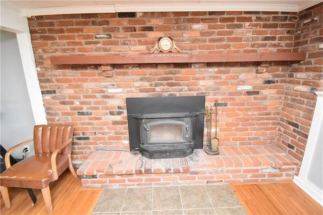 21282 Parallel Road, Tonganoxie, KS 66086