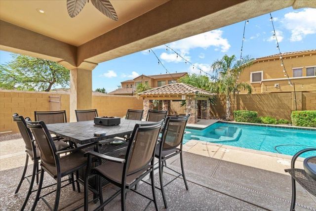 4053 E Thunderheart Court, Gilbert, AZ 85297