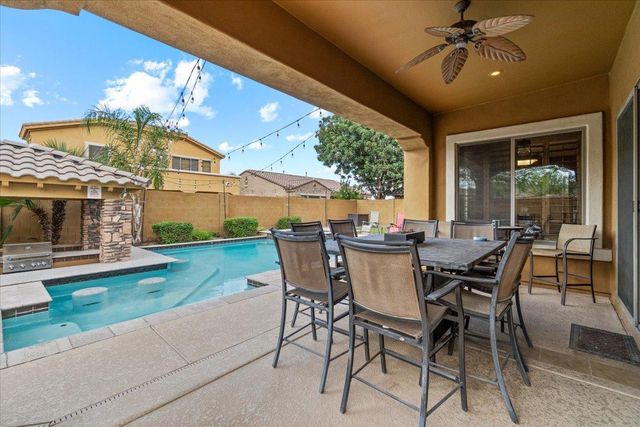 4053 E Thunderheart Court, Gilbert, AZ 85297