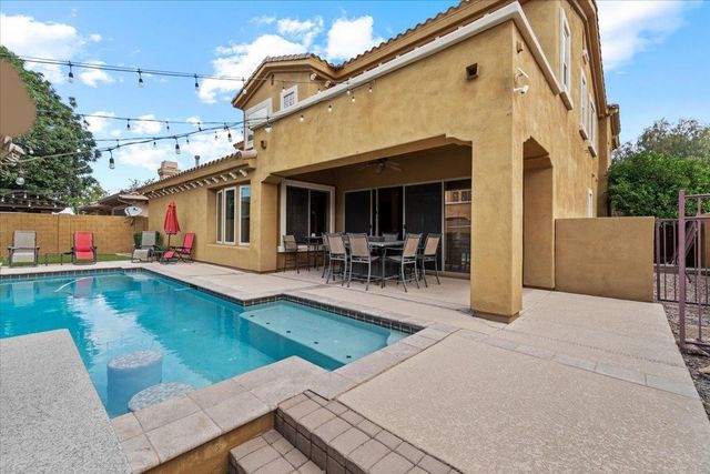 4053 E Thunderheart Court, Gilbert, AZ 85297