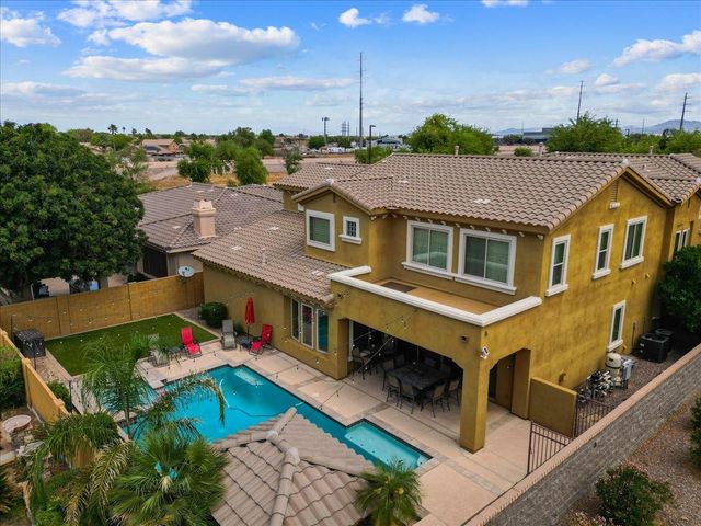 4053 E Thunderheart Court, Gilbert, AZ 85297